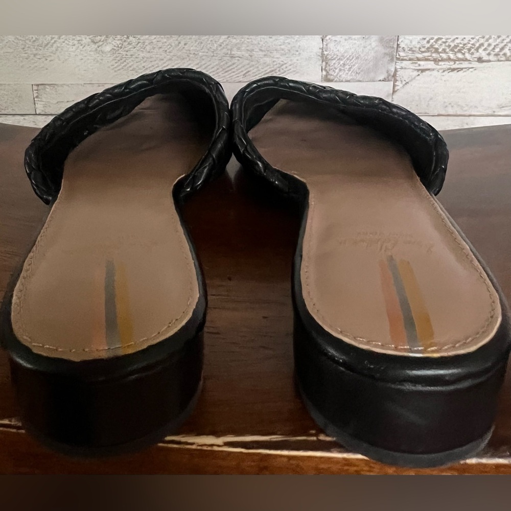 Sam Edelman Page Mules in Black.  Size 8.5 - Picture 5 of 7